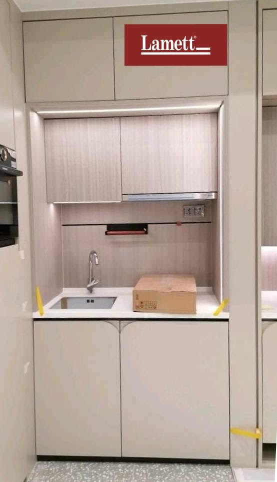 Lamett樂邁石晶地板客戶應用案例-住宅廚櫃使用Lamett石塑牆板3010